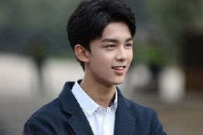 吃瓜娱乐圈吴磊百度云下载,独家百度云下载，揭秘明星幕后故事